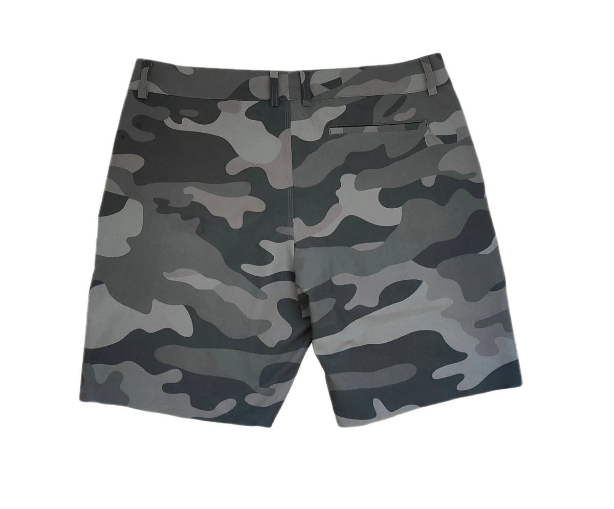 Oakley Camo Shorts – Size 36