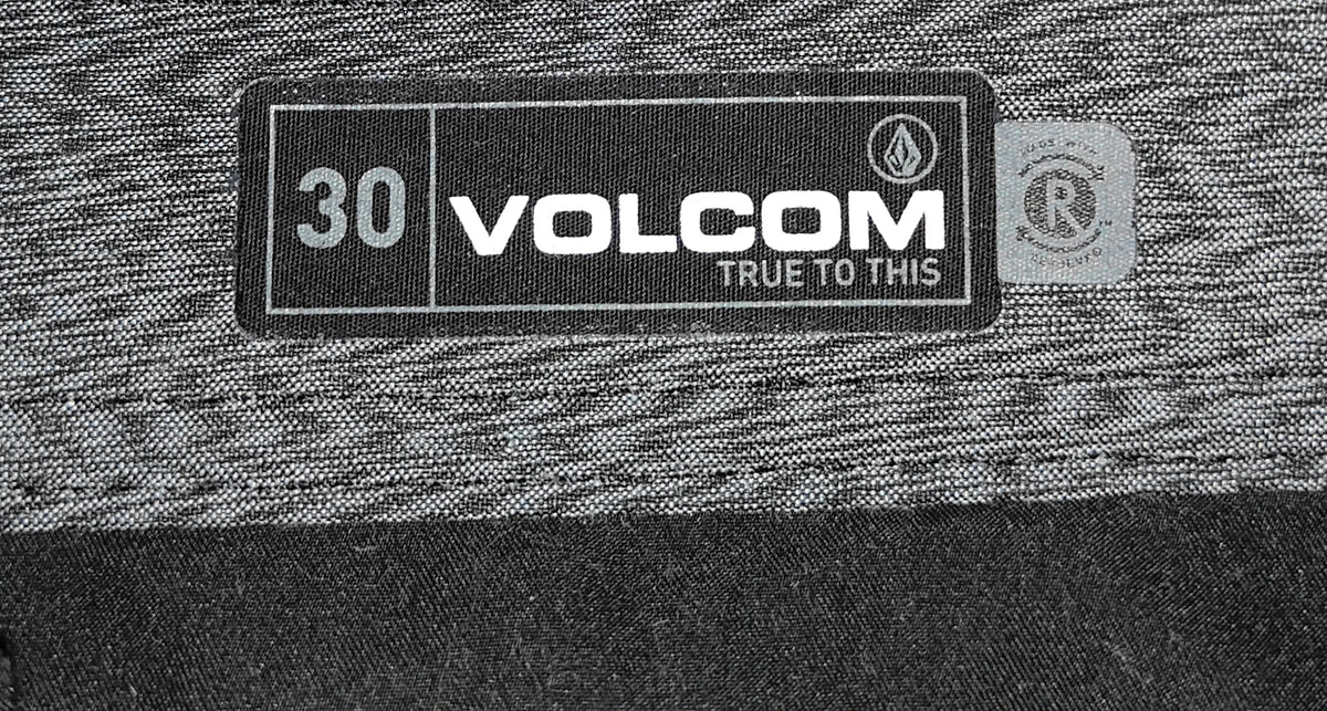 Volcom Hybrid Shorts — Black | Near New