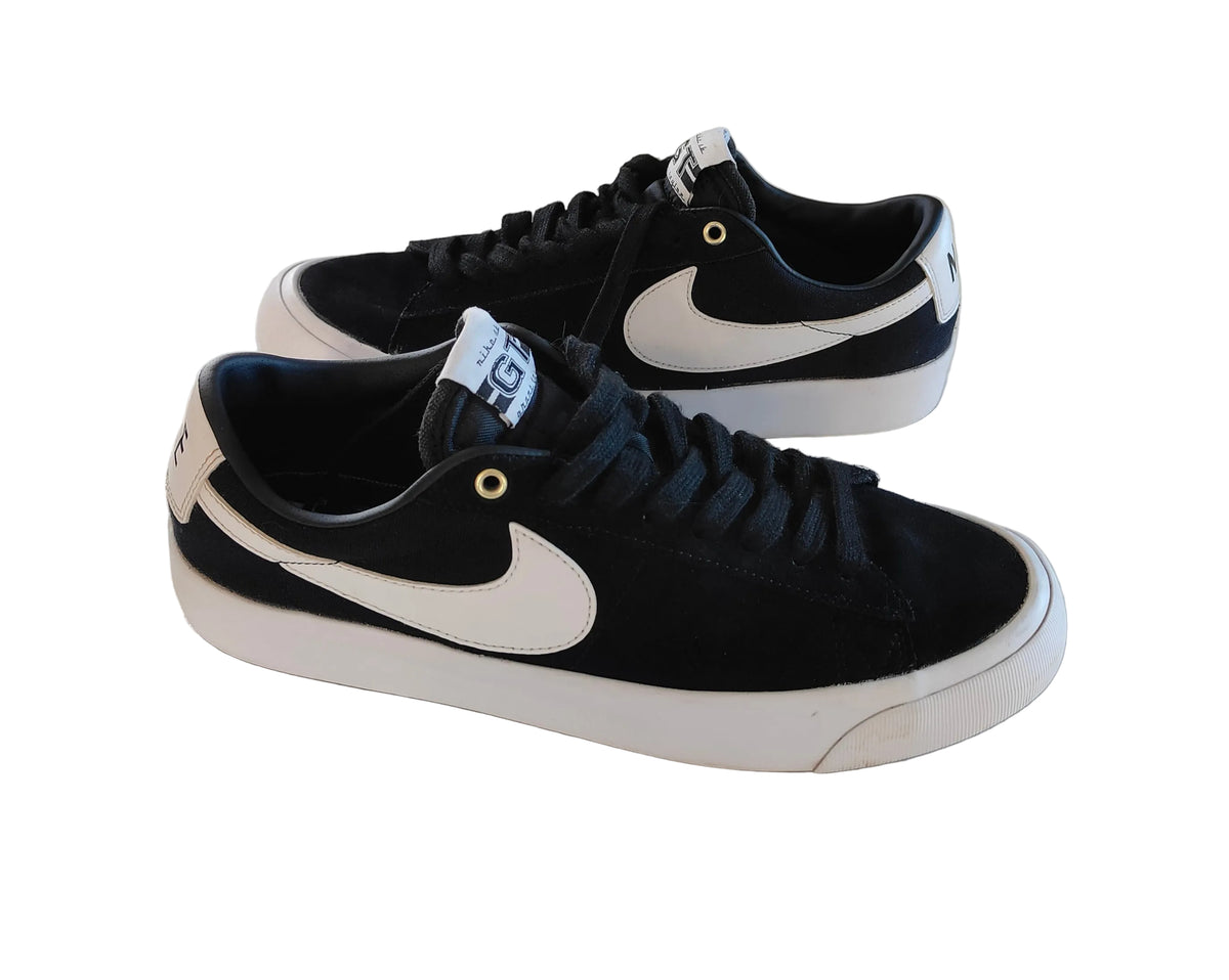 Near new Nike SB Blazer Low GT — Black | US 9 / EU 42.5 /UK 8