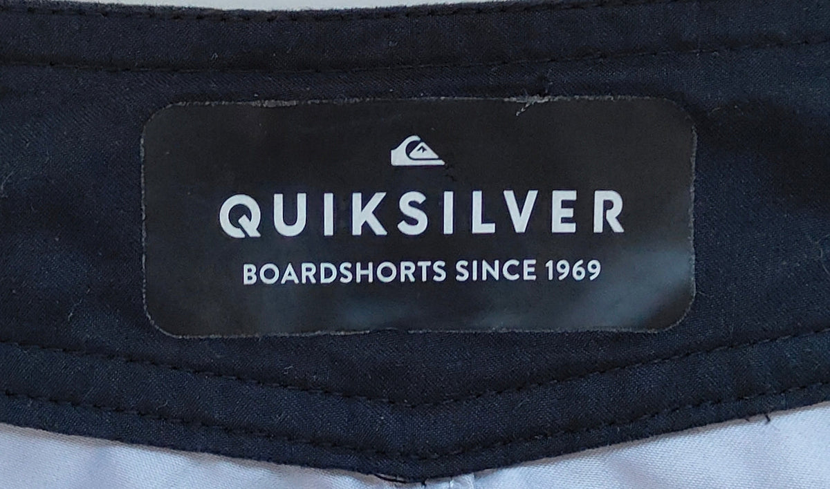 Quiksilver Graffiti Logo Boardshorts — Size 34