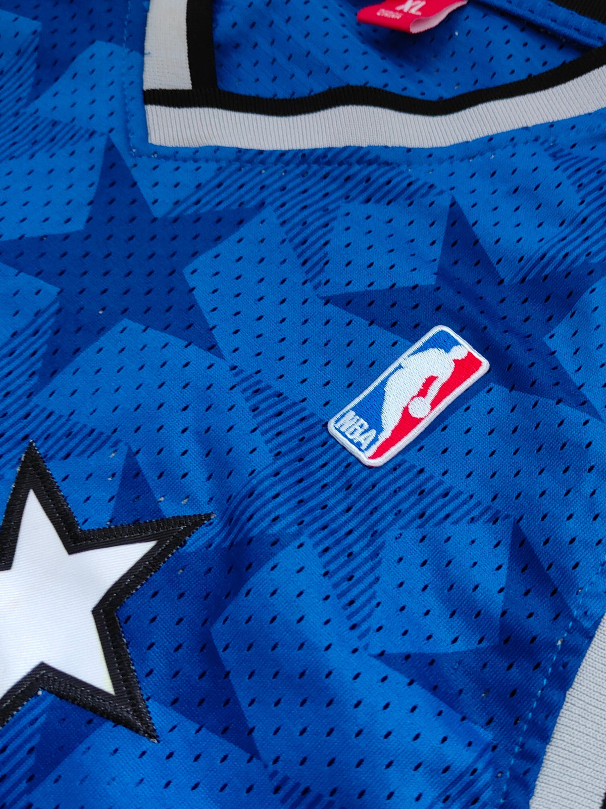 Mitchell & Ness Tracy McGrady Orlando Magic 2000-01 HWC Swingman Jersey #1 — Size XL