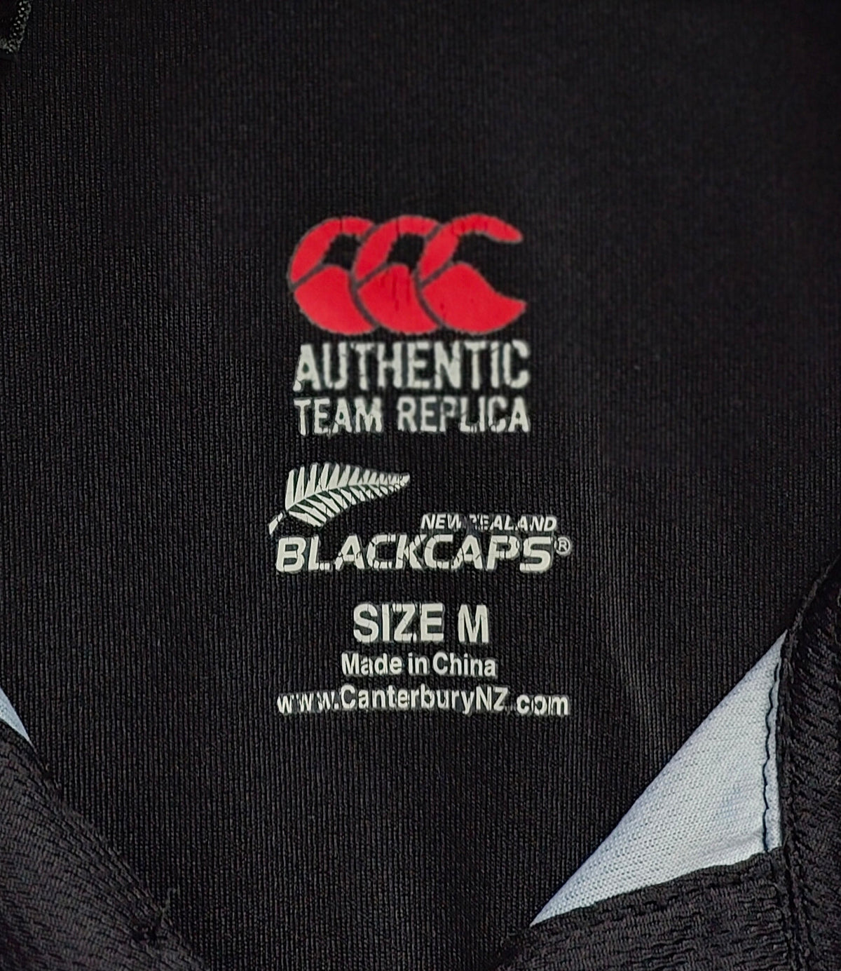 Canterbury New Zealand Blackcaps Authentic Team Replica Cricket Polo — Size M
