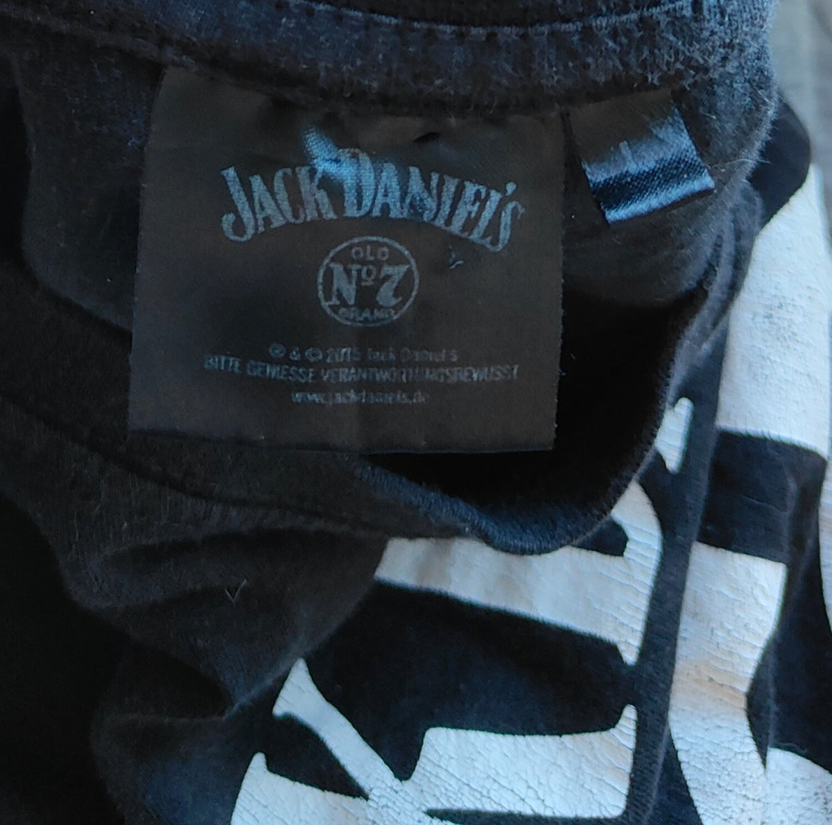 Jack Daniel's Old No. 7 Cropped Tee – Women's L