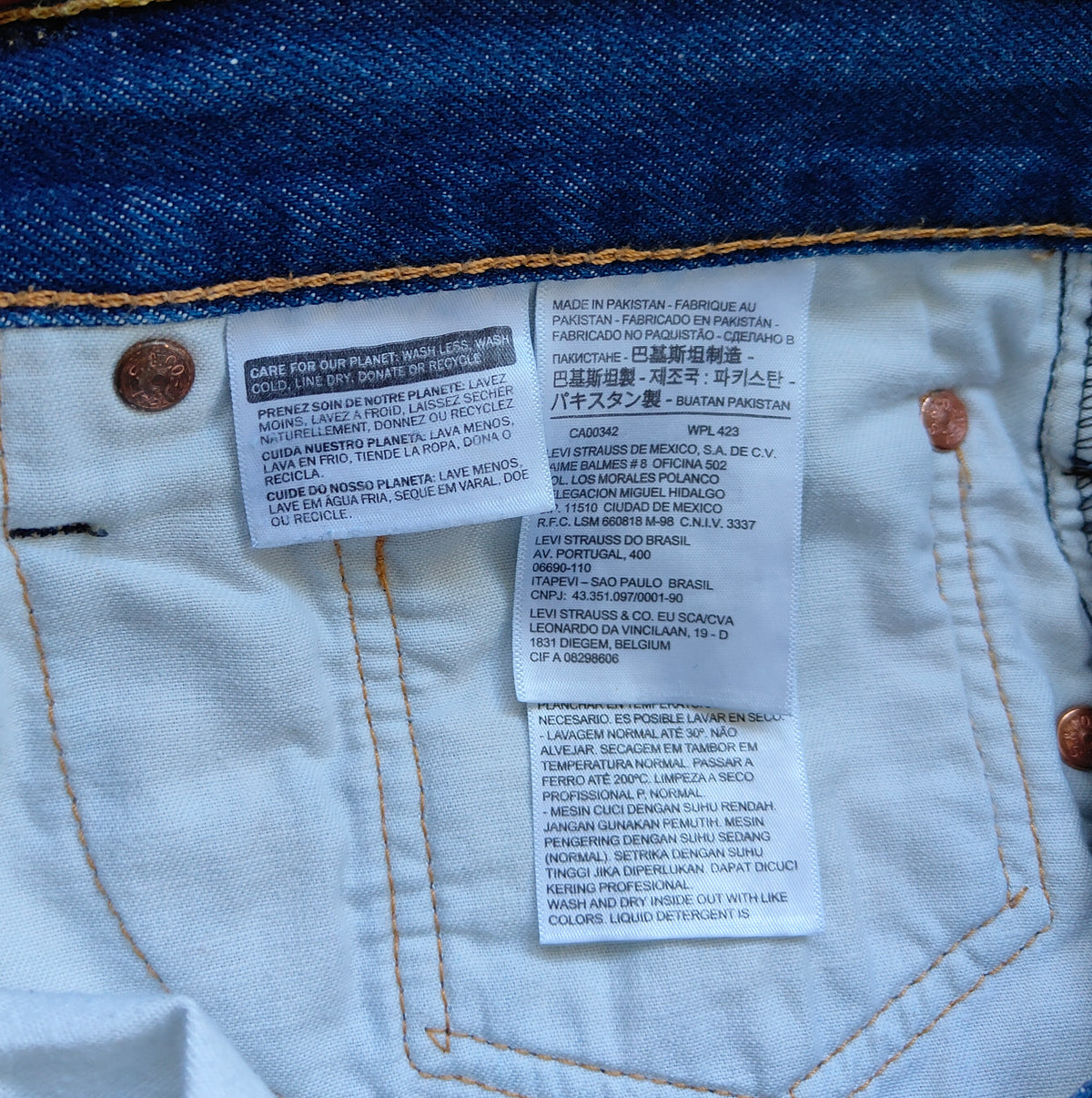 Levi's 516 Slim Straight Jeans — W40 L30 | Medium Wash