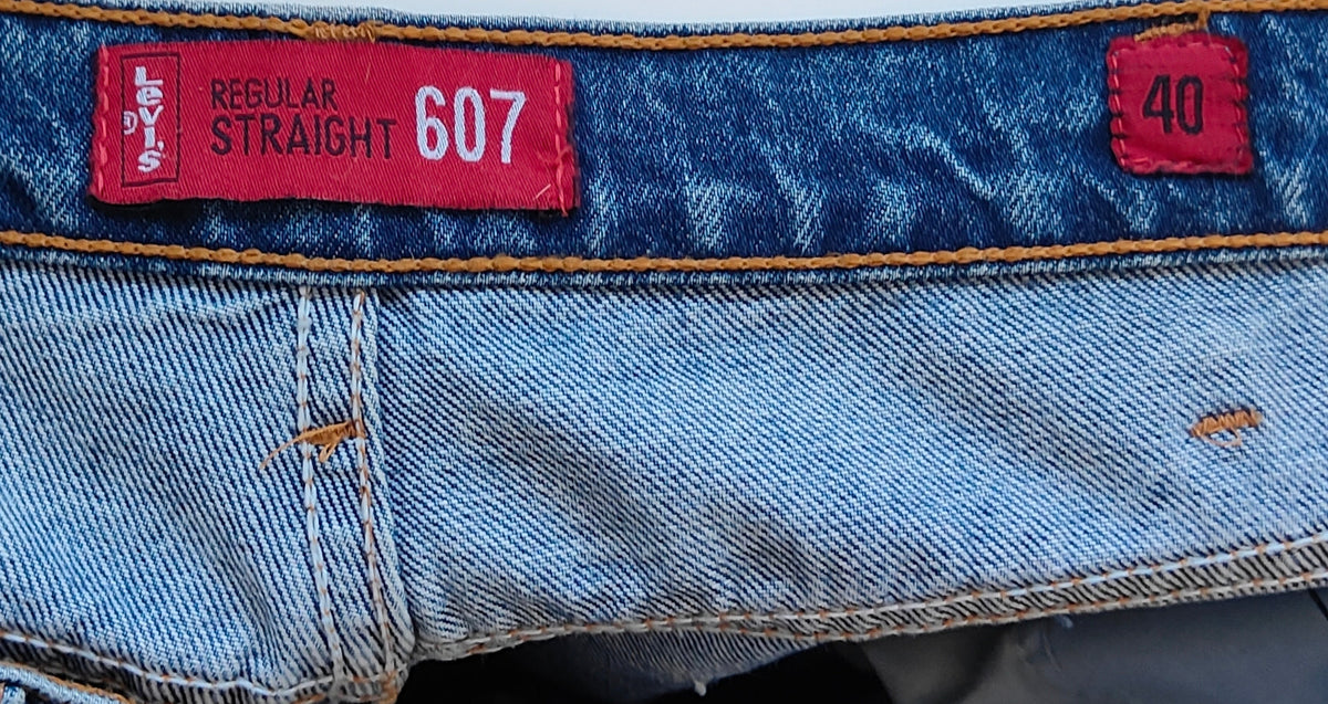 Levi's 607 Regular Straight Jeans — W40 L30