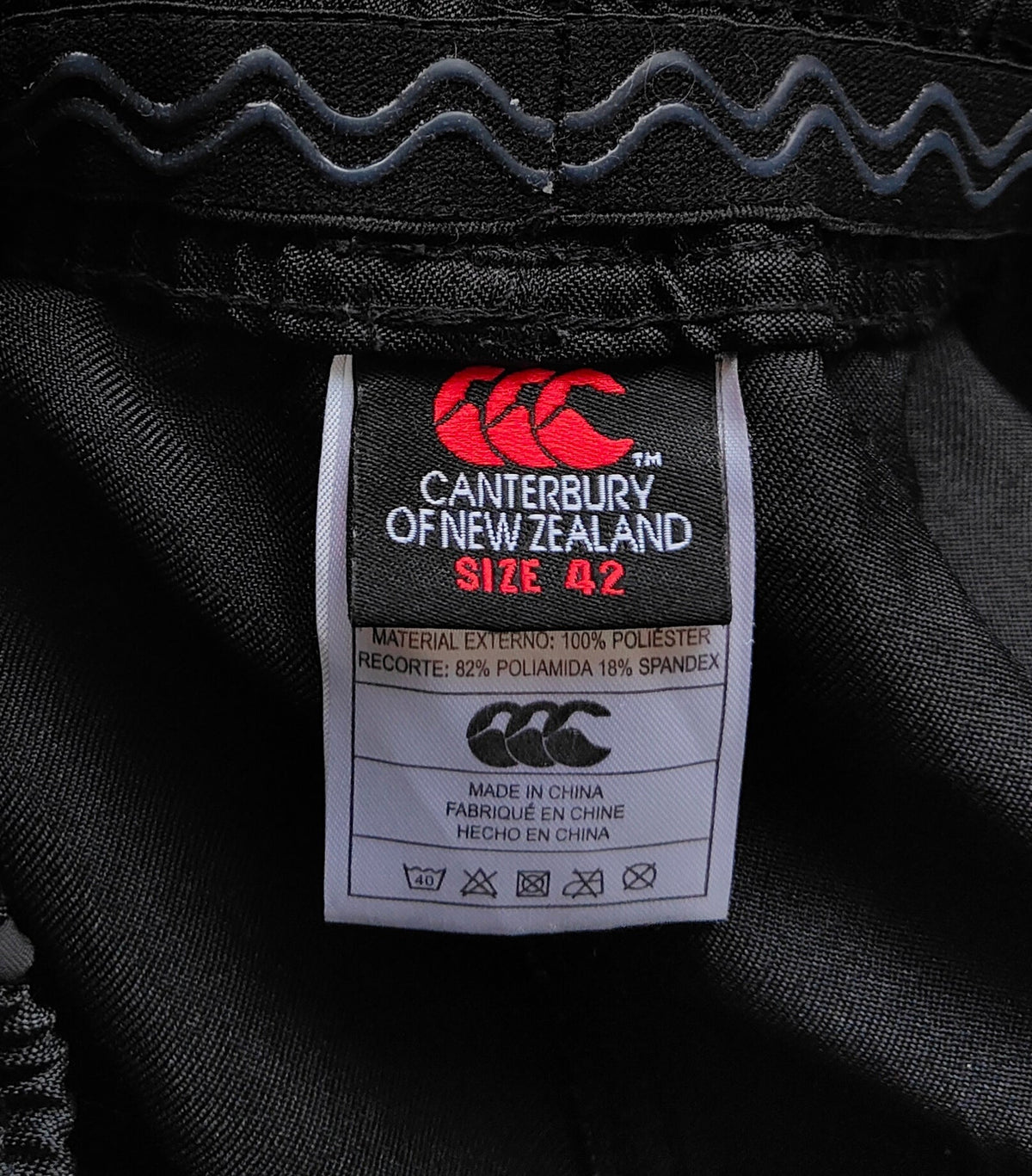 Canterbury London Wasps Rugby Shorts – Black – Size 42