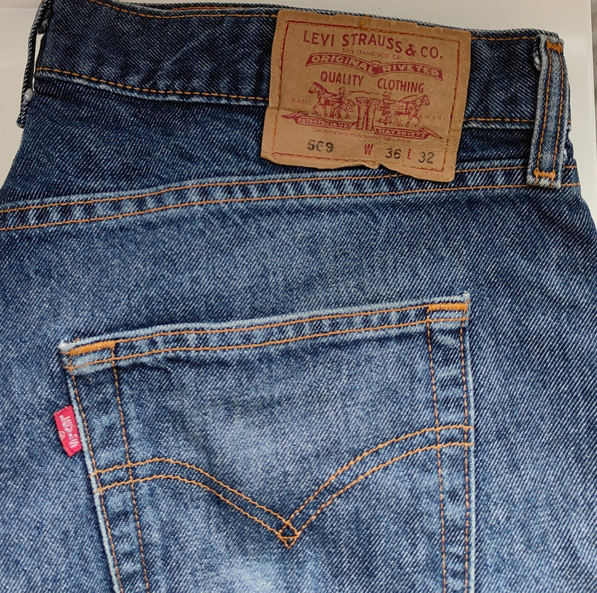 Levi’s 569 Blue Denim Jeans – W36 L32