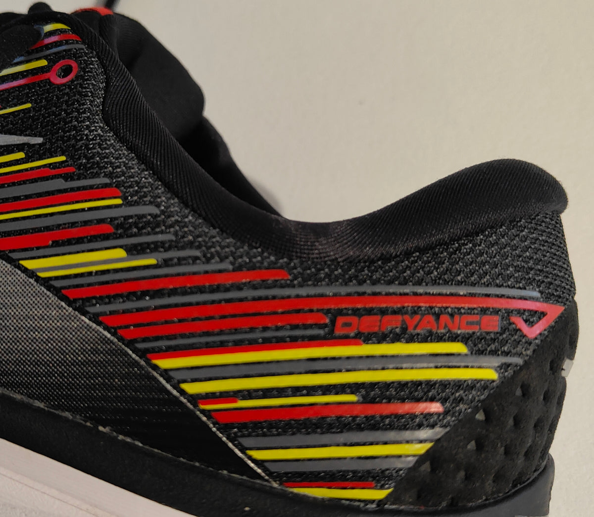 Brooks Adrenaline GTS Running Shoes – Size 11 US