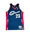 Mitchell & Ness LeBron James Cleveland Cavaliers 2008-09 HWC Swingman Jersey — Men's Small