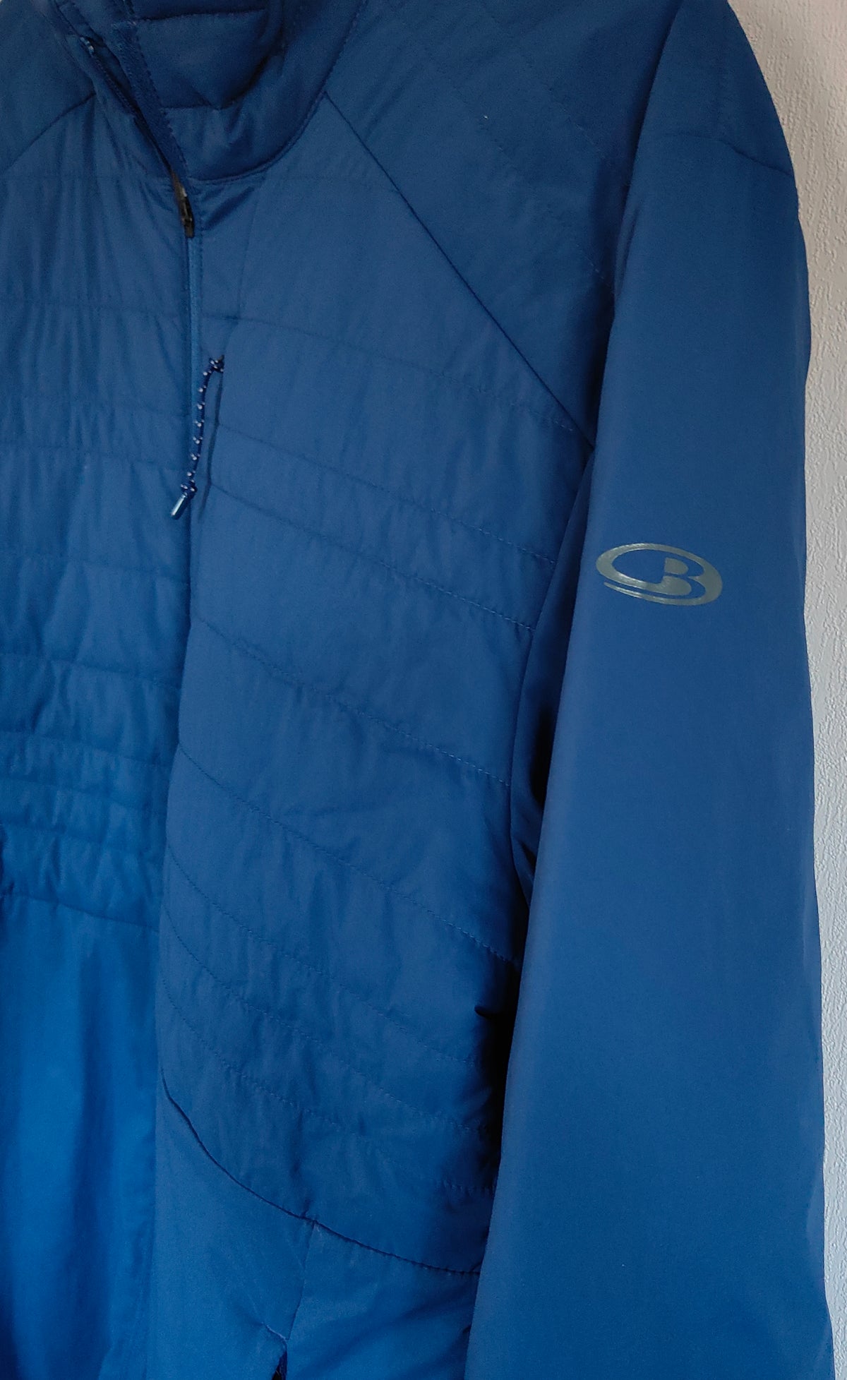 Icebreaker Merino Loft Jacket — Men's Medium (NWT)
